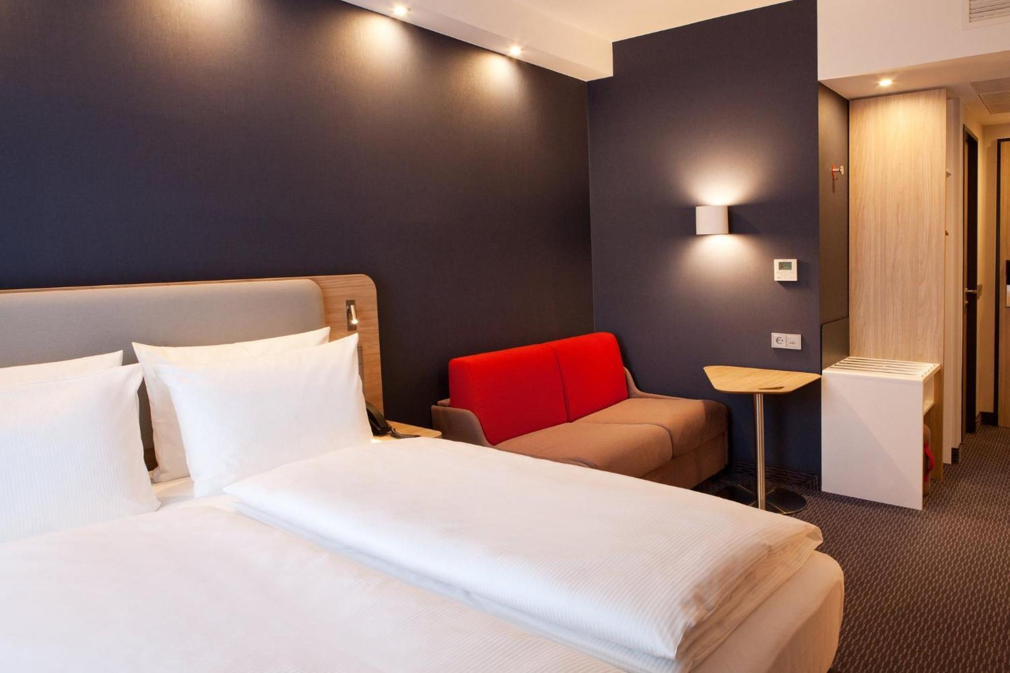 Holiday Inn Express - Goeppingen By Ihg Luaran gambar